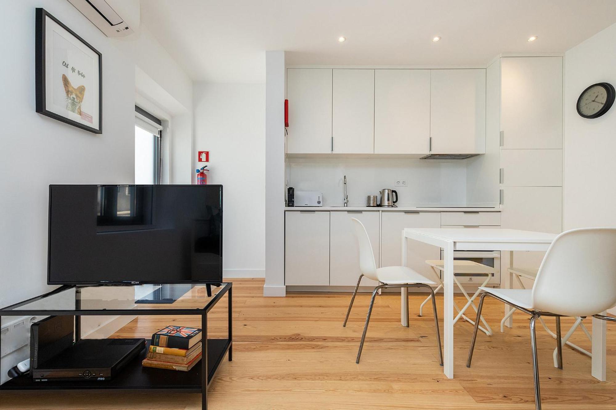 Design And Bright Near Pasteis De Belem Apartamento *