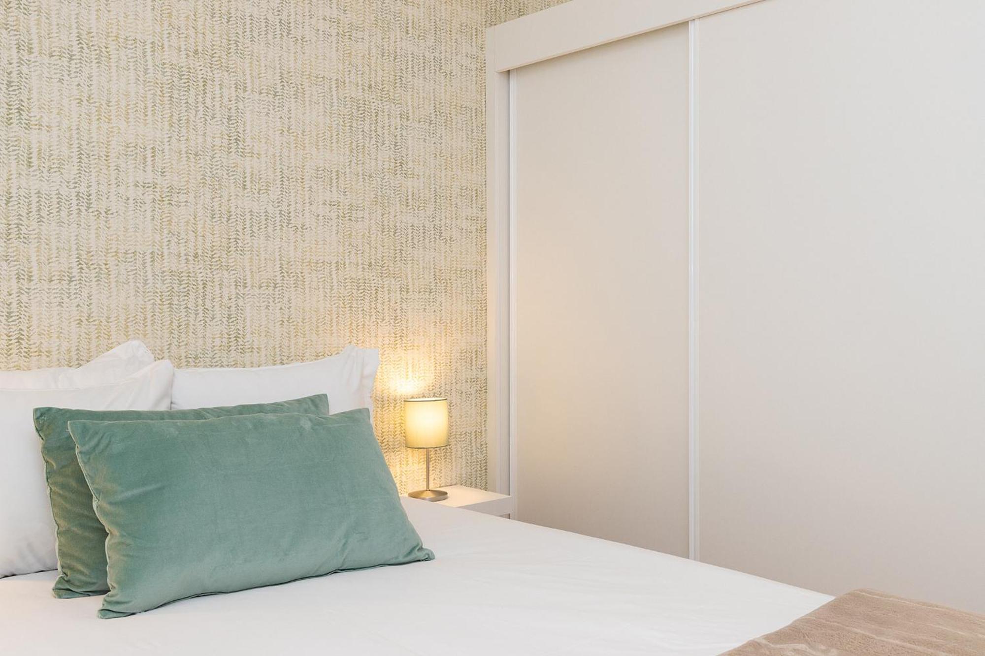 Design And Bright Near Pasteis De Belem Apartamento *